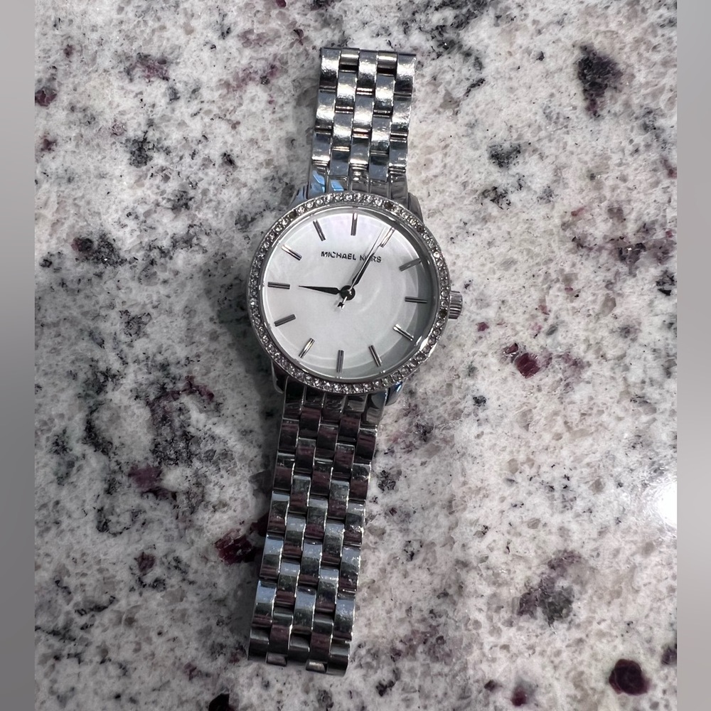 NWOT michael kors watch